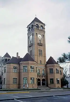 Macon County Courthouse in Tuskegee, seit November 1978 im NRHP eingetragen.