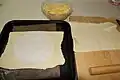 Herstellung der Galette des Rois aus Blätterteig