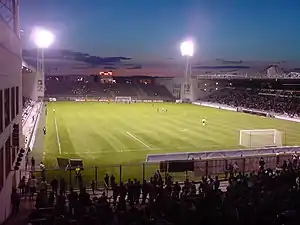 Das Stade des Costières im September 2008 beim Spiel Olympique Nîmes gegen den FC Tours