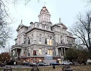 Licking County Courthouse in Newark, gelistet im NRHP mit der Nr. 73001496