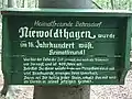 Schild vor der ehemaligen Kirche