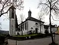 Kirche in Oberelbert (mit jüngerem Kirchturm)
