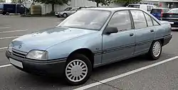 Opel Omega A1(1986–1990)