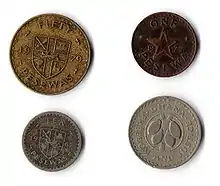 Oben v.&nbsp;l.&nbsp;n.&nbsp;r.: 50 Pesewas, 1 Pesewa.Unten v.&nbsp;l.&nbsp;n.&nbsp;r.: 10 Pesewas, 5 Pesewas.