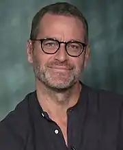 Die Nebendarsteller Peter Hermann und Jeremy Bobb