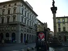 Gebäude