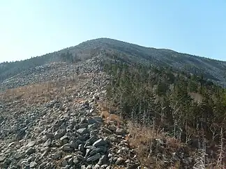 Gipfel des Pidan (1332 m, auch Liwadijskaja) im Südteil des Gebirges zwischen Wladiwostok und Nachodka
