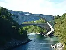 Alte und neue Brücke