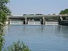 Das Stauwehr Grande Bosse. Die Seine, die im Süden Vimpelles tangiert, wird innerhalb der Gemeindegemarkung aufgestaut.