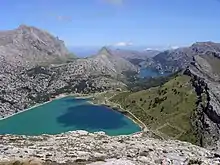 Stauseen vor dem Berg
