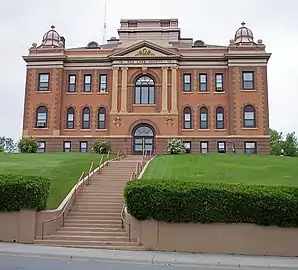 Red Lake County Courthouse, gelistet im NRHP Nr. 83000941