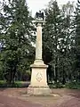 Hauptfriedhof Saarbrücken, Ehrenmal aus dem Jahr 1872 für die in der Schlacht bei Spichern getöteten Soldaten des 2. Hannoverschen Infanterie-Regiments Nr. 77
