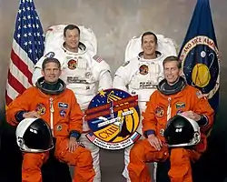 v. l. n. r. Vorne: Paul Lockhart, James Wetherbee Hinten: Michael López-Alegría, John Herrington