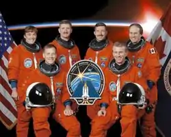 v.&nbsp;l.&nbsp;n.&nbsp;r. Vorne: Brent Jett, Christopher Ferguson;Hinten: Heidemarie Stefanyshyn-Piper, Joseph  Tanner, Daniel Burbank, Steven MacLean
