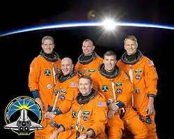 v. l. n. r. Vorne: Garrett Reisman, Ken Ham, Steve Bowen;Hinten: Michael Good, Tony Antonelli, Piers Sellers