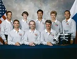 v.&nbsp;l.&nbsp;n.&nbsp;r. Jean-Francois Clervoy, Jerry Linenger, Eileen Collins, Charles  Precourt, Edward Tsang Lu, Michael Foale, Jelena Kondakowa, Carlos Noriega