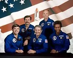 v.&nbsp;l.&nbsp;n.&nbsp;r. Daniel Brandenstein, Dale Gardner, Richard Truly, William Thornton, Guion Bluford