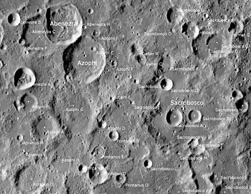Azophi (links oben) und Umgebung (LROC-WAC)