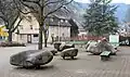 Findlingsgruppe am Friedrich-Ebert-Platz in Schramberg
