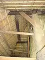 Blick in den mit Stroh gefüllten Dachboden eines Schapenboet 53°&nbsp;1′&nbsp;42,6″&nbsp;N, 4°&nbsp;44′&nbsp;35,3″&nbsp;O53.028514.743133