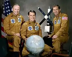 v. l. n. r. Gerald Carr, Edward Gibson, William Pogue