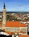 Der Kirchturm von St. Martin (Landshut) ist mit 130,60 Metern der höchste Backsteinturm der Welt