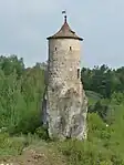 Bergfriedartiger Wartturm „Steinerner Beutel“ (13&nbsp;m hoch) der Burgruine Waischenfeld
