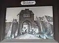 Bild des historischen Steintors mit Wallanlage