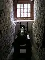 Kanone im Turm der Burg Stickhausen
