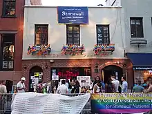 Bar Stonewall Inn in der Christopher Street 2016