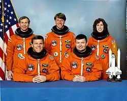 v. l. n. r. Kenneth Cockrell, Stephen Oswald, Michael Foale, Kenneth Cameron, Ellen Ochoa