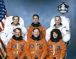 v.&nbsp;l.&nbsp;n.&nbsp;r. Vorne: Blaine Hammond, Richard Richards, Susan Helms;Hinten: Mark Lee, Jerry Linenger, Carl Meade