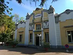 Thermalbad im Ortsteil Salvarola