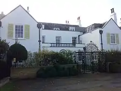 Thatched House Lodge (2015)
