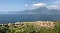 Monte Pizzocolo vom Ostufer (Torri del Benaco) aus gesehen.