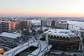 Blick über den Campus Nord: Rechts die Bibliothek, links: Das Gebäude „EF50“, Heimat diverser Human- und Geisteswissenschaftlicher Fakultäten