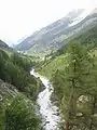 Mattervispa zwischen Zermatt und Täsch (im Hintergrund).