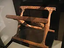 Klapphocker von Guldhøj, Dänemark (ca. 1400 v.&nbsp;Chr.)