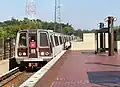 Zug der Baureihe 1000 von Rohr Industries auf der Red Line (2008)