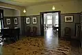Salon mit Blick ins Esszimmer