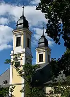 St. Stephan, evangelisch-lutherische Pfarrkirche, ehemals Kirche des Kollegiatstifts St. Peter und Paul, nachmals der Benediktinerabtei St. Stephan