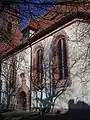 Langhaus von SO; Fensterlaibungen mit gemaltem Architekturschmuck