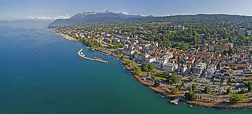 Évian-les-Bains