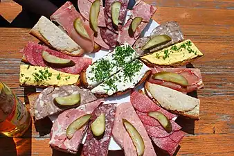 Brotzeitteller in der Kleinrehmühle