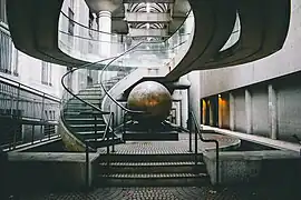 3 Embarcadero Center