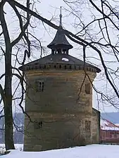Der Rundturm neben dem Schloss